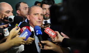 Perguntado se irá à Amazônia, Onyx diz: 