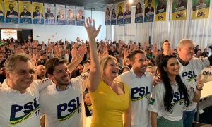 Joice Hasselmann substitui Eduardo Bolsonaro e é a nova líder do PSL
