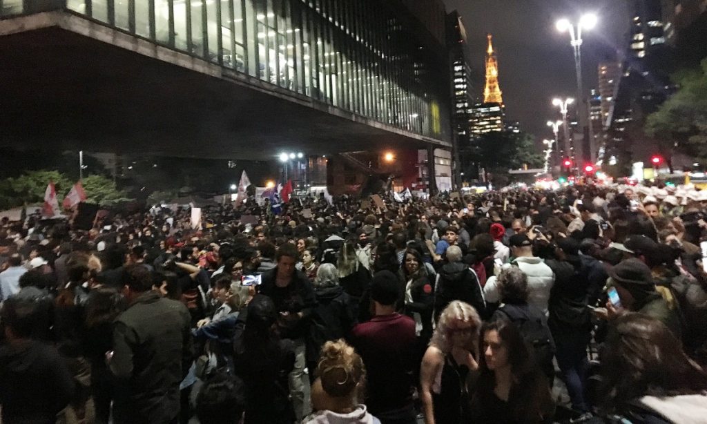 Protestos em defesa da Amazônia reúnem milhares em SP, RJ e Brasília