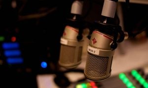 Justiça mira políticos que escondem controle sobre emissoras de rádio