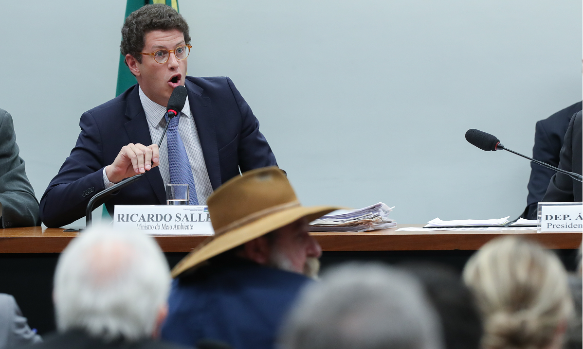 Senador da Rede vai ao STF pedir impeachment de Ricardo Salles