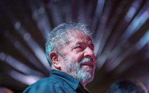 Lutar por #LulaLivre é fundamental para a democracia do país