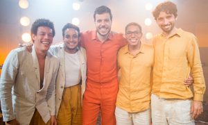 João Cavalcanti, ex-Casuarina, lança inéditas e parceria com Lenine