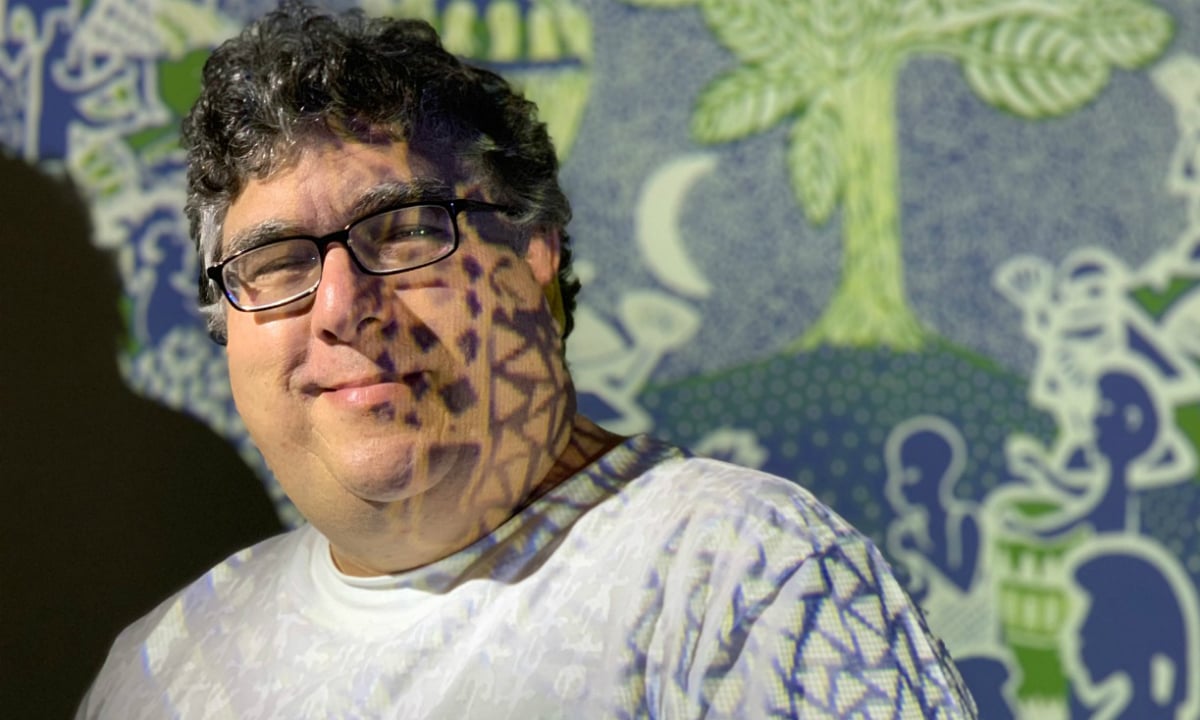 André Magalhães leva álbum para audições com moradores das periferias