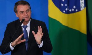 CNI-Ibope: 55% dos brasileiros não confiam em Bolsonaro