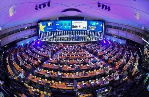 Catar é suspeito de corrupção no Parlamento Europeu