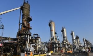 Petroleiros entram em greve contra privatizações
