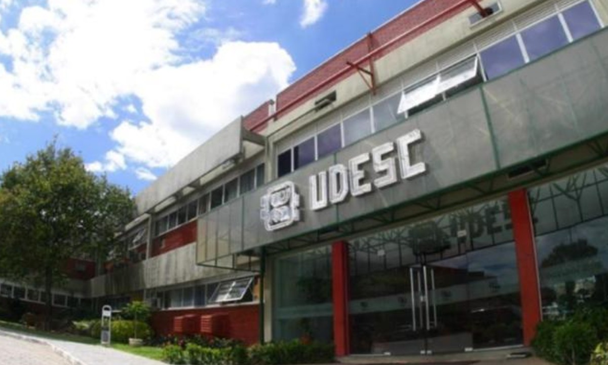 Universidade de Santa Catarina cancela debate crítico ao governo Bolsonaro