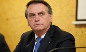 Bolsonaro diz que manifestações no Chile são ‘atos terroristas’
