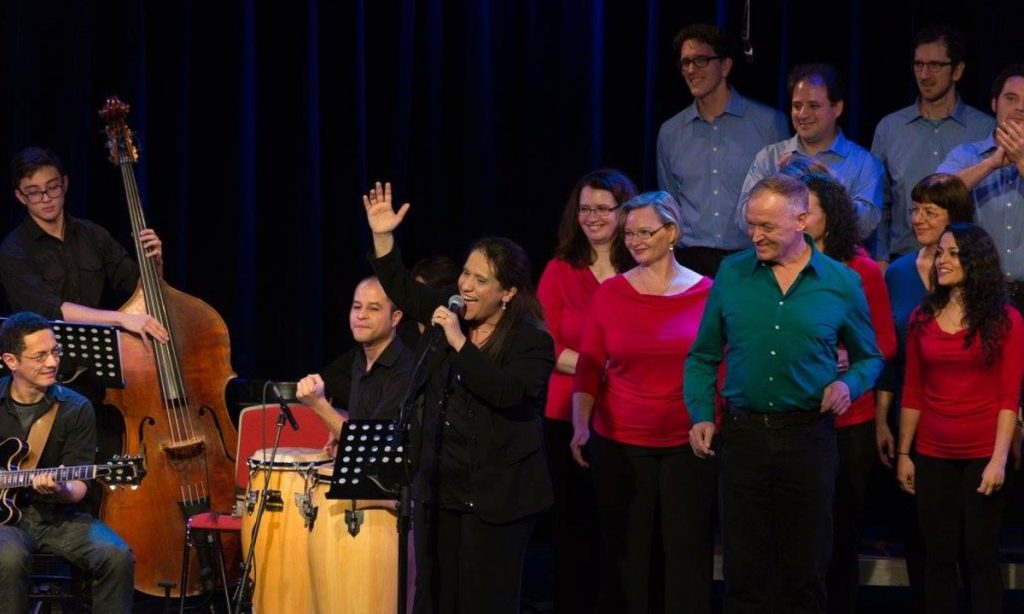 Embaixada do Brasil em Berlim boicota coral que canta Chico Buarque