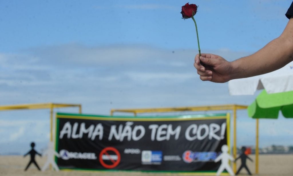 O espiritismo precisa se afirmar antirracista