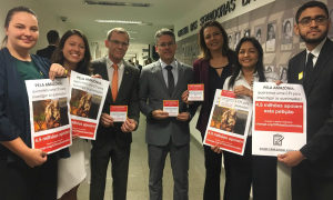 Congresso recebe campanha mundial pelo fim das queimadas na Amazônia