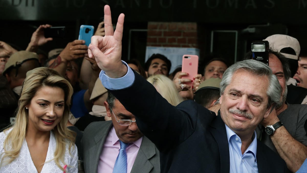 Resultado parcial indica vitória de Alberto Fernández no 1º turno