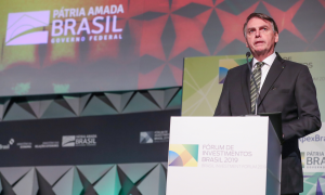 Jair Bolsonaro: indígenas são 