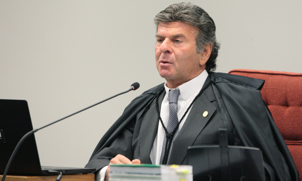 Luiz Fux vota a favor da execução da pena após 2ª instância