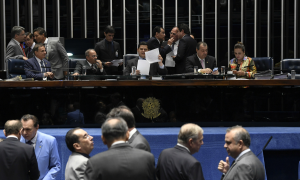 Por 56 votos a 19, Senado aprova texto-base da Previdência em 1º turno