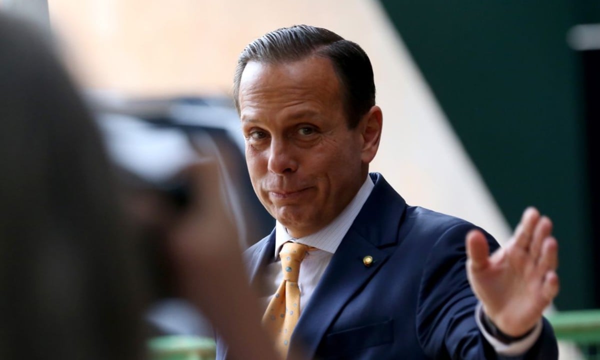 João Doria grita para apoiador de Bolsonaro: “vai pra casa, vagabundo”