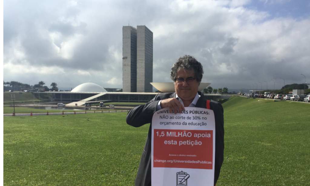 O destino das universidades e centros de pesquisa em pauta na Câmara