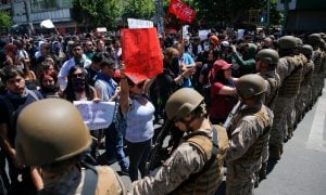 Mais de 200 pessoas perderam visão em protestos no Chile