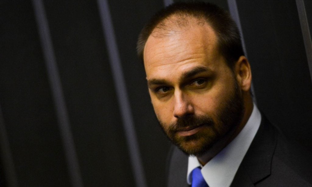 CPI das Fake News liga gabinete de Eduardo Bolsonaro a ataques virtuais
