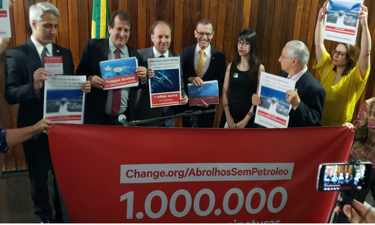 “A luta não acabou”, diz ativista sobre leilão de petróleo em Abrolhos