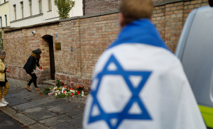 Autor de ataque contra sinagoga na Alemanha postou vídeo ao vivo
