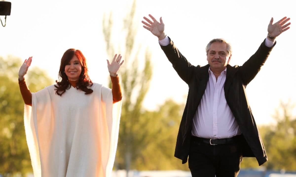 Argentina: Alberto Fernández empossa ministros após reforma e pede ‘união’