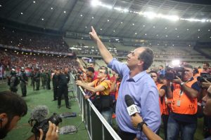 Jogadores ganham poder na queda de treinadores em clubes brasileiros