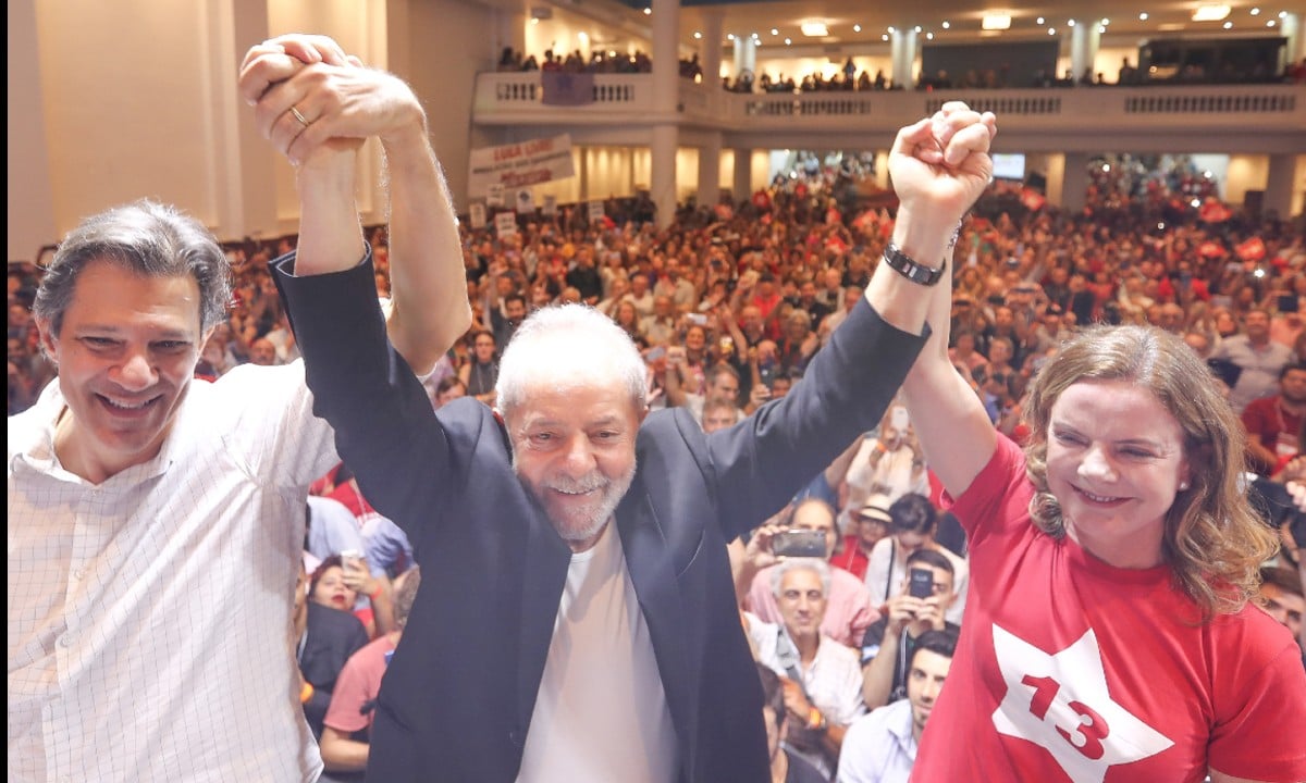 Haddad: ‘Em 2022 meu candidato continua sendo o Lula’