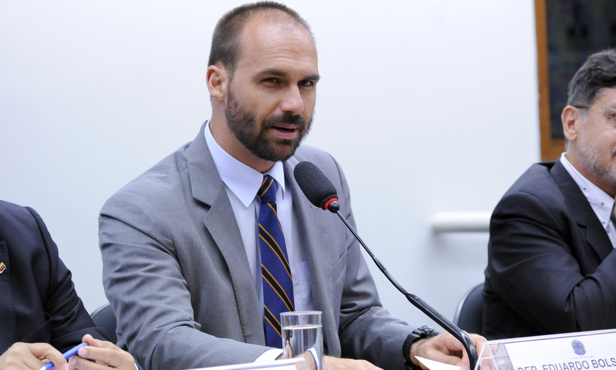 Justiça nega recurso para condenar Eduardo Bolsonaro por publicação sobre Marisa