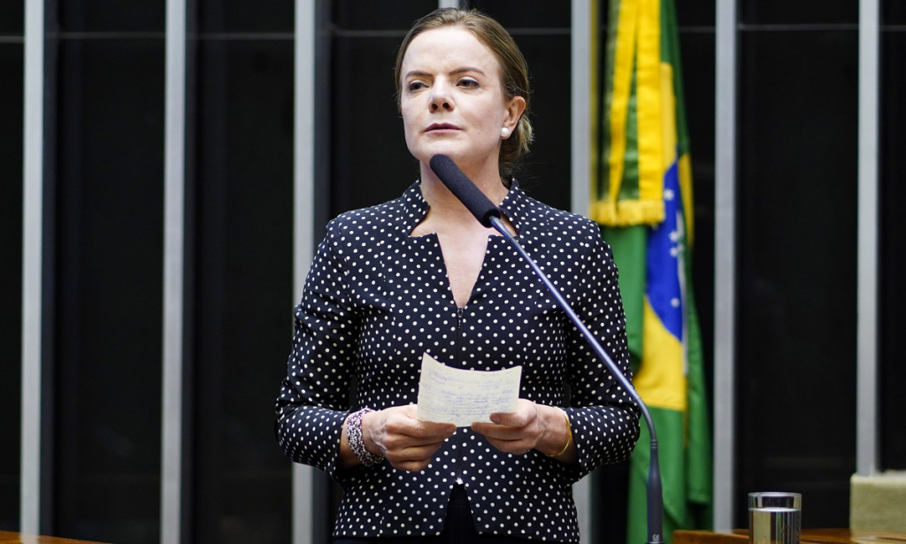 Gleisi diz que encontro entre Casagrande e Moro dificulta federação com o PSB