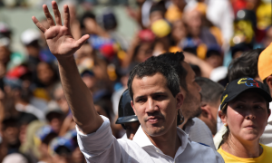 Parlamento chavista da Venezuela anuncia investigação contra Guaidó