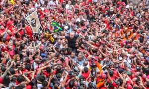 Lula livre é um ponto de luz numa luta que ainda não atingiu seu apogeu