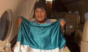 Evo Morales parte para asilo no México