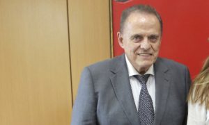 Bolsonaro exonera presidente da Funarte e cogita bolsonarista para cargo
