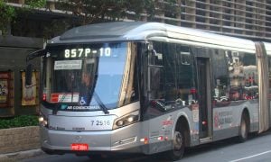 A menos de 1 ano da eleição, Nunes anuncia ônibus grátis aos domingos em São Paulo