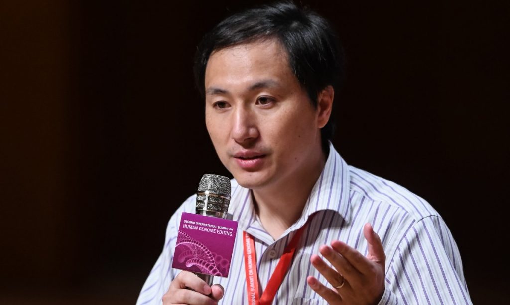 China condena cientista que editou genes de bebês