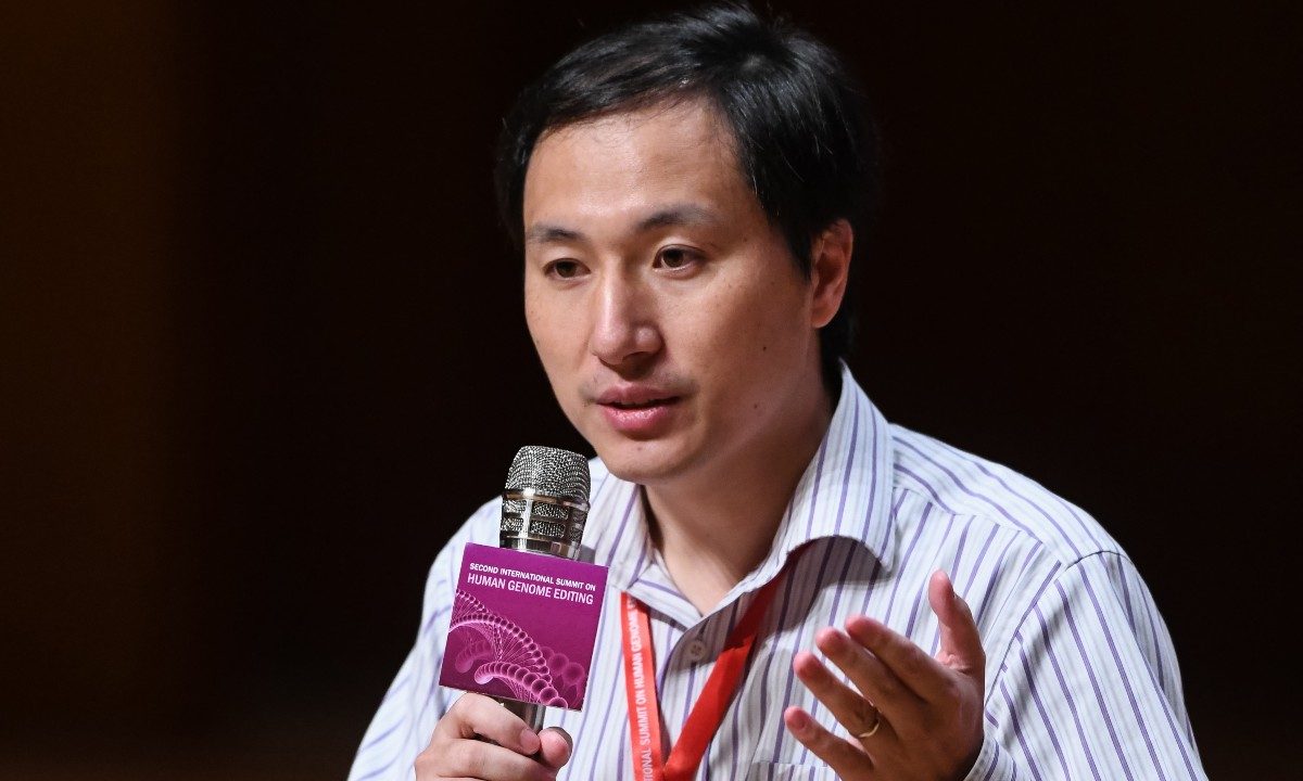 O cientista chinês He Jiankui (Foto: Anthony WALLACE / AFP)