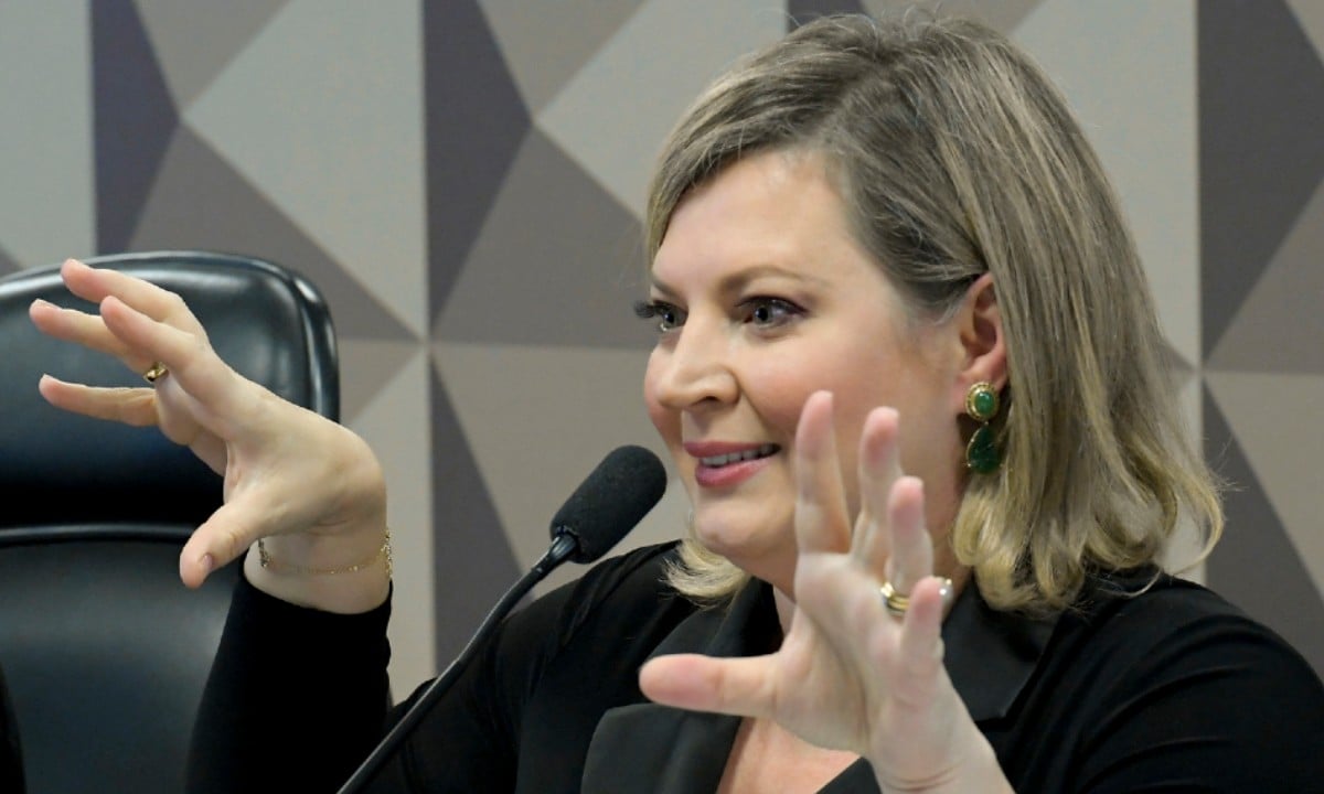 Ex-secretária acusa Joice Hasselmann de rachadinha e assédio moral