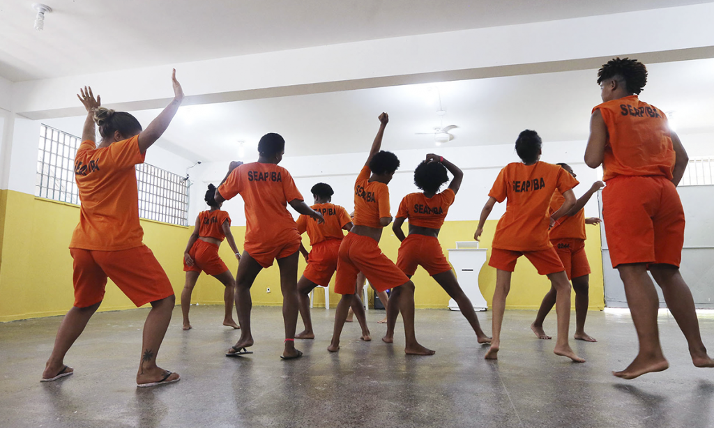 Direito Penal: instrumento de criminalização dos corpos femininos