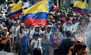 Milhares de pessoas se unem na terceira greve nacional na Colômbia
