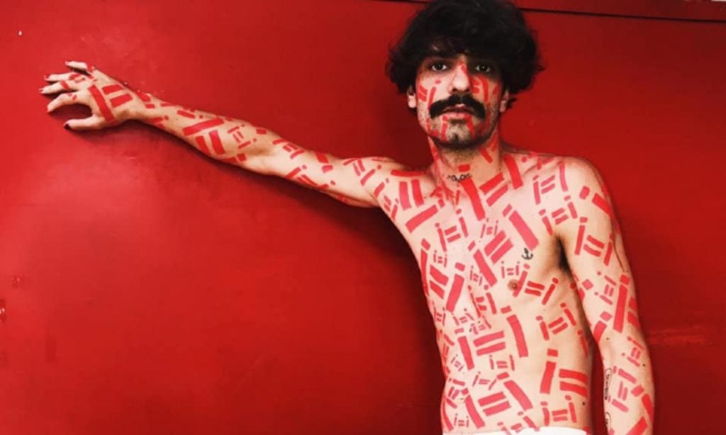 Longe dos estereótipos dos anos 80, como as pessoas com HIV vivem hoje