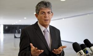 Após sair da prisão, Ricardo Coutinho se diz perseguido pelo MP