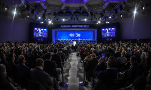No Fórum de Davos, guerras e conflitos tornam perspectivas econômicas mais sombrias