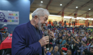 Lula é o sinônimo da esperança de livrar o Brasil de Bolsonaro