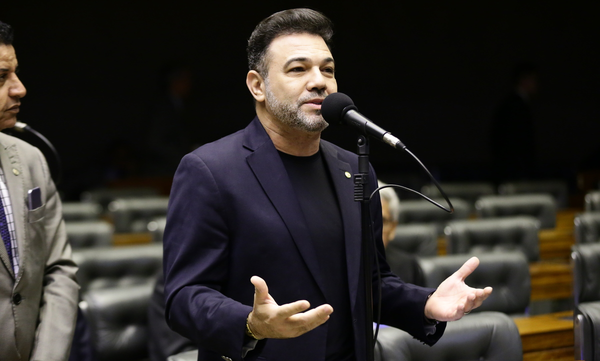 Marco Feliciano é condenado a pagar R$ 41 mil por fake news contra Jean Wyllys