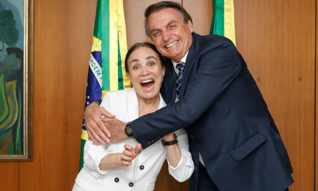 Regina Duarte, a coveira da cultura