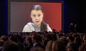 ‘Não se fez nada contra a mudança climática’, diz Greta em Davos