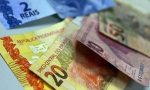 Governo propõe salário mínimo de 1.067 reais em 2021, segundo ano sem ganho real