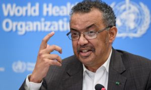 Quem é Tedros Adhanom, diretor-geral da OMS à frente do combate ao coronavírus